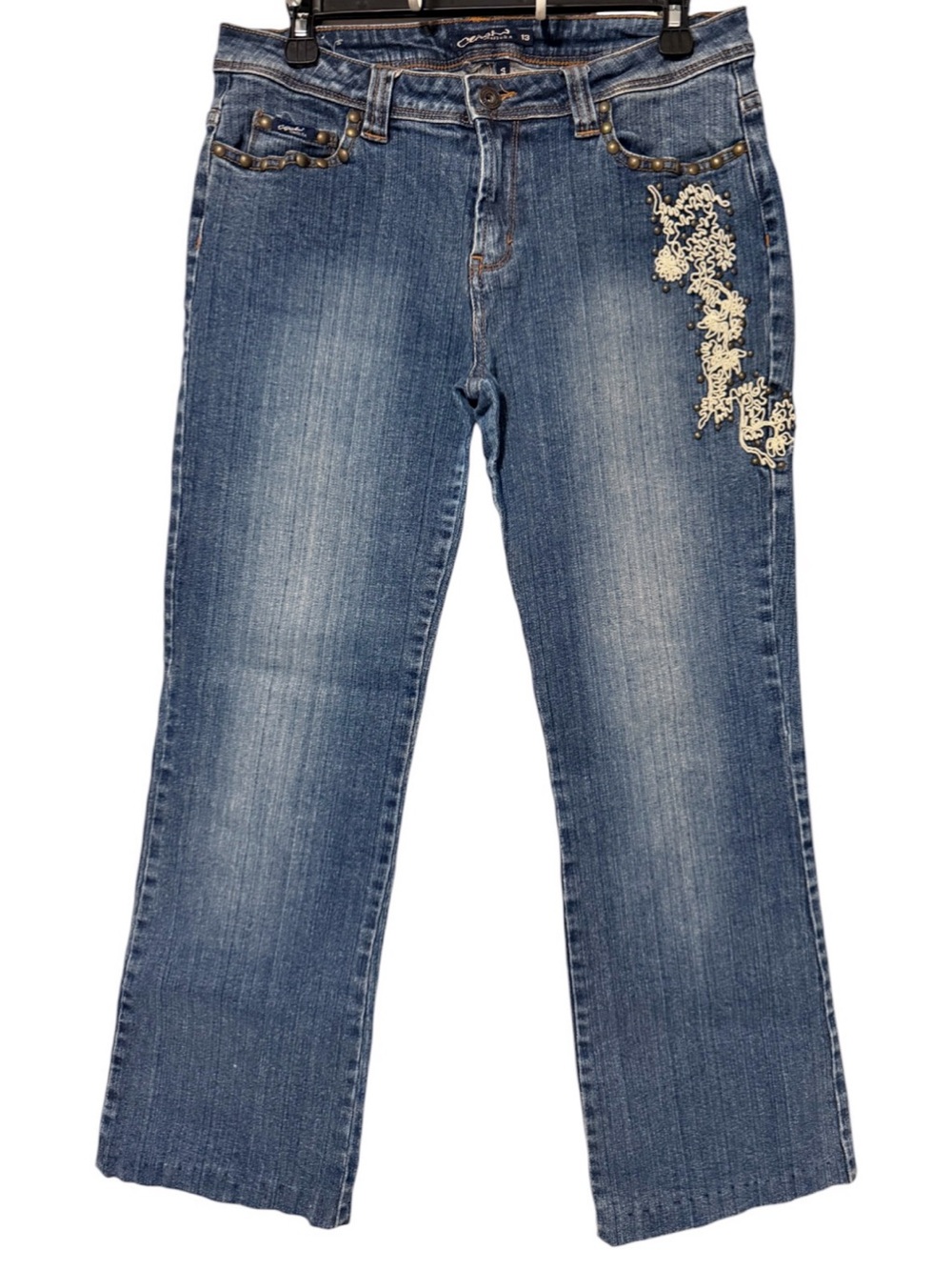 Cropped Blue Denim Jeans with Embroidered Detail